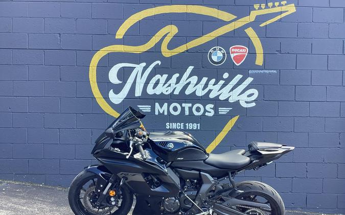 2025 Yamaha YZFR7