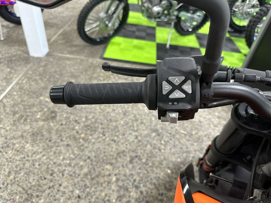 2022 KTM Duke 890
