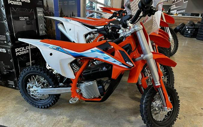 2024 KTM SX-E 3