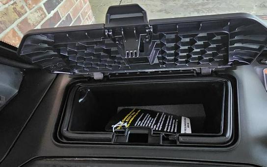 2026 Can-Am® Defender Limited HD11 Desert Tan & Carbon Black