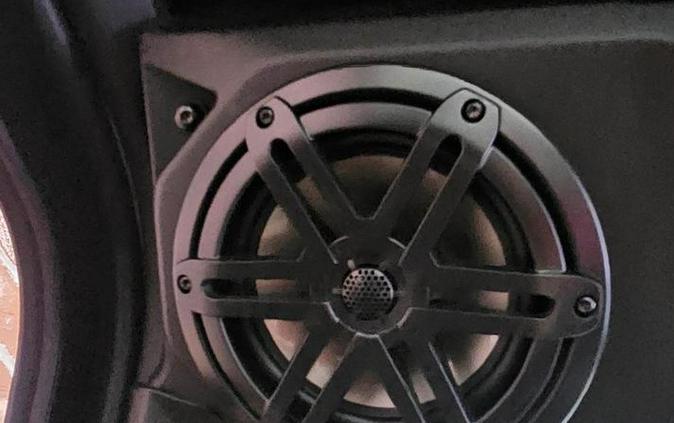 2026 Can-Am® Defender Limited HD11 Desert Tan & Carbon Black