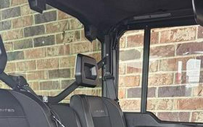 2026 Can-Am® Defender Limited HD11 Desert Tan & Carbon Black