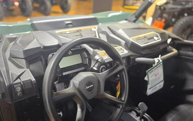 2026 Can-Am Commander DPS 700