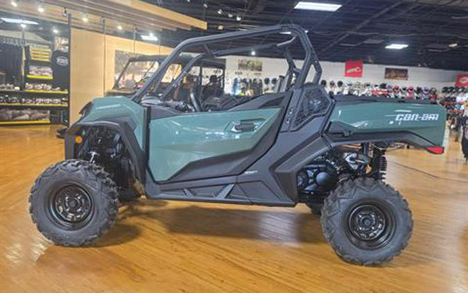 2026 Can-Am Commander DPS 700