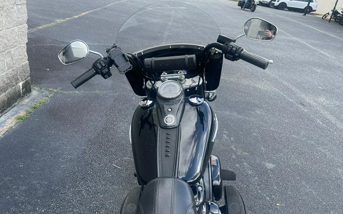 2019 Harley-Davidson Heritage Classic 107