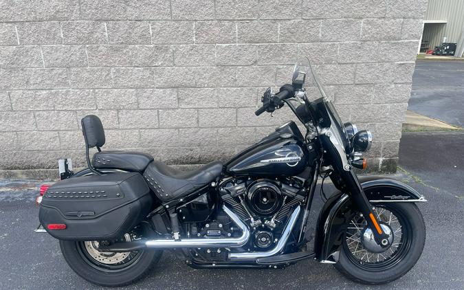2019 Harley-Davidson Heritage Classic 107