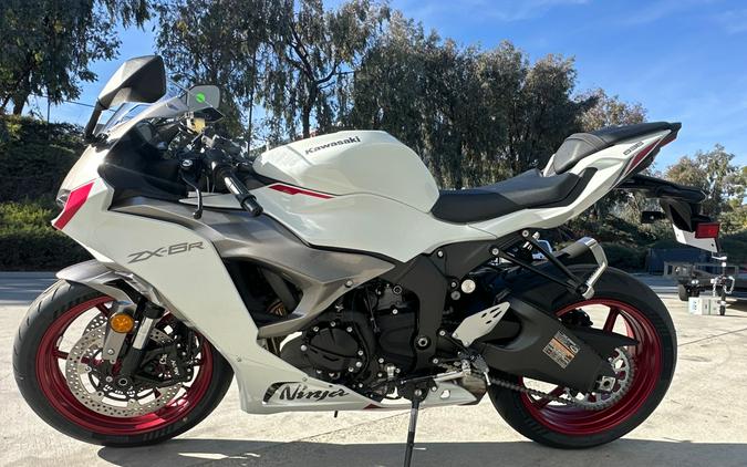 2024 KAWASAKI NINJA ZX-6R