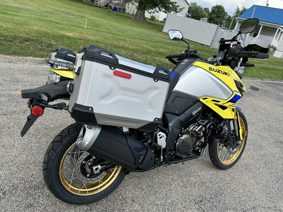 2023 Suzuki V-Strom 1050DE Adventure