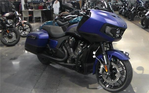 2024 Indian Motorcycle Challenger Dark Horse