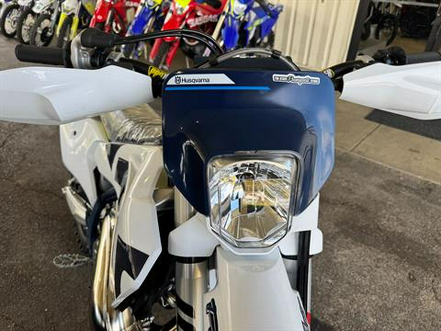 2026 Husqvarna TE 300