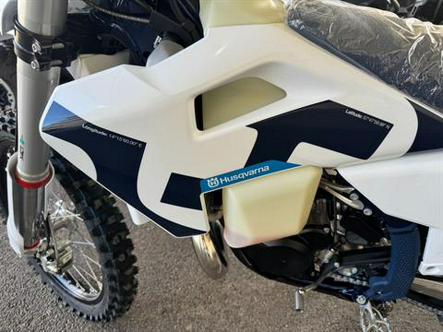 2026 Husqvarna TE 300
