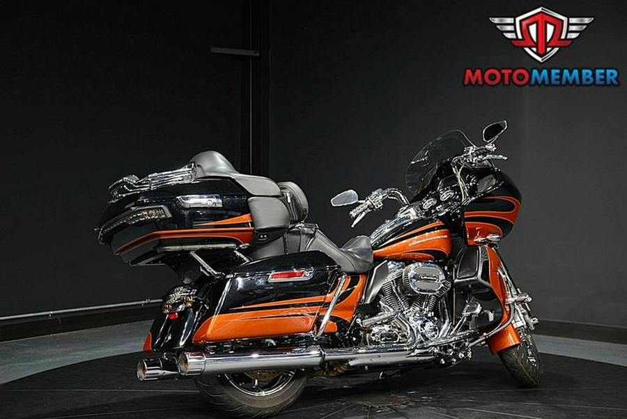 2015 Harley-Davidson® FLTRUSE - CVO™ Road Glide® Ultra