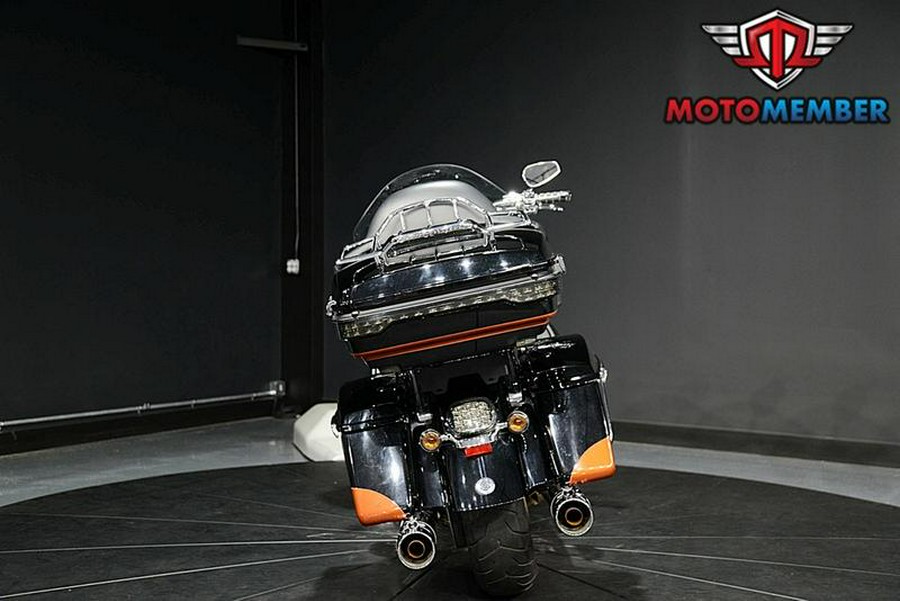 2015 Harley-Davidson® FLTRUSE - CVO™ Road Glide® Ultra