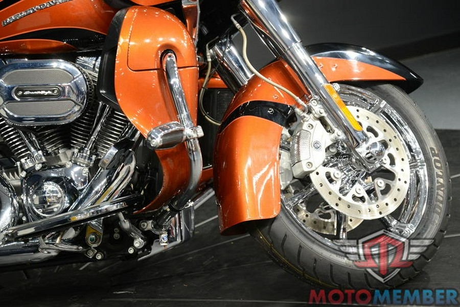 2015 Harley-Davidson® FLTRUSE - CVO™ Road Glide® Ultra
