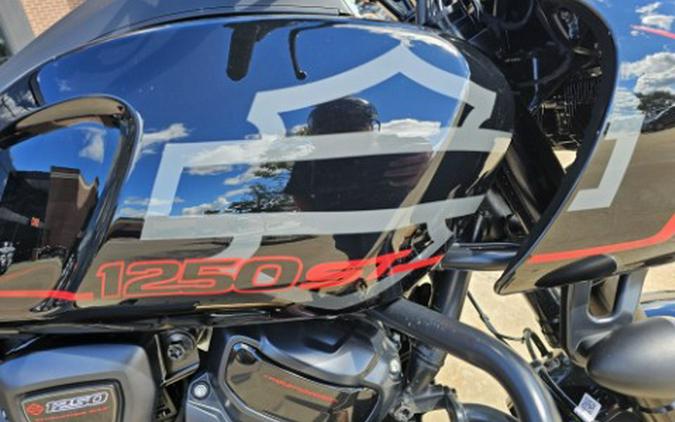 2025 Harley-Davidson Pan America® 1250 ST