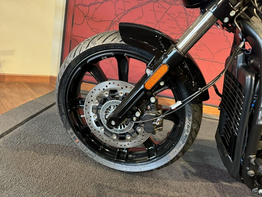 2025 Indian Motorcycle® Sport Scout® Black Metallic