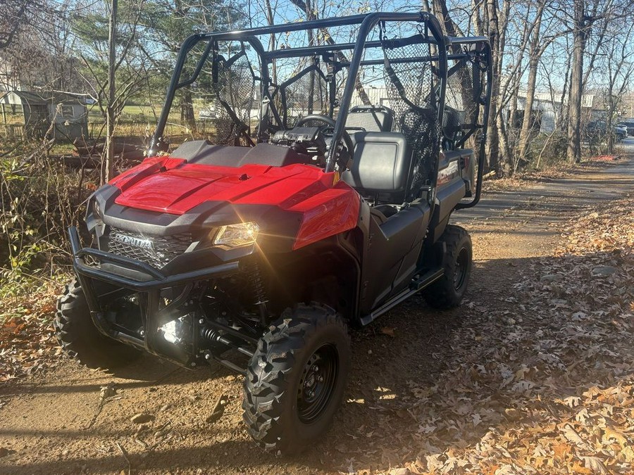 2026 Honda® Pioneer 700-4