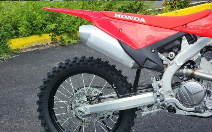 2026 CRF® 250R - Honda