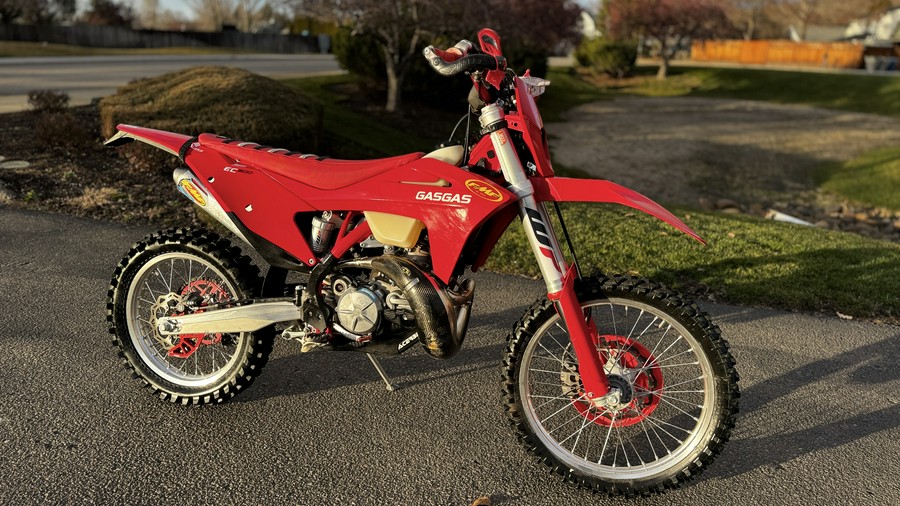 2023 GASGAS EC 300