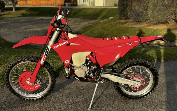 2023 GASGAS EC 300