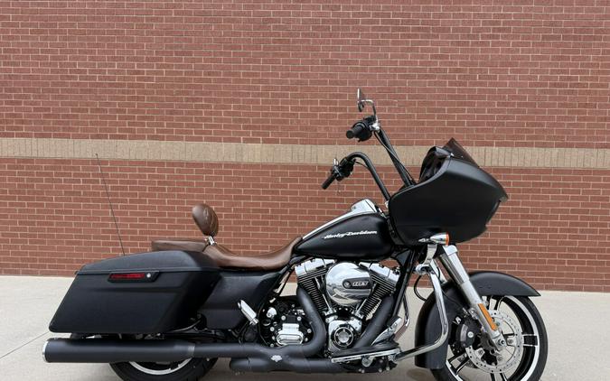 2015 Harley-Davidson® Road Glide® Black Denim