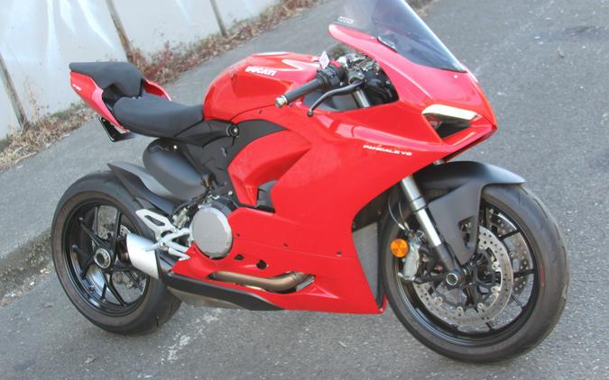 2024 Ducati Panigale V2
