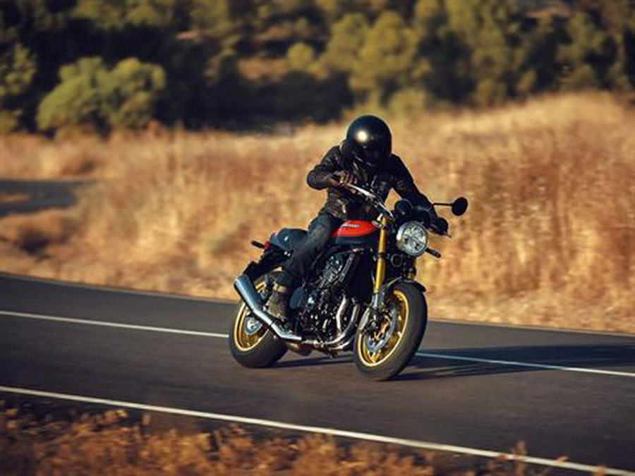 2026 Kawasaki Z900RS SE ABS