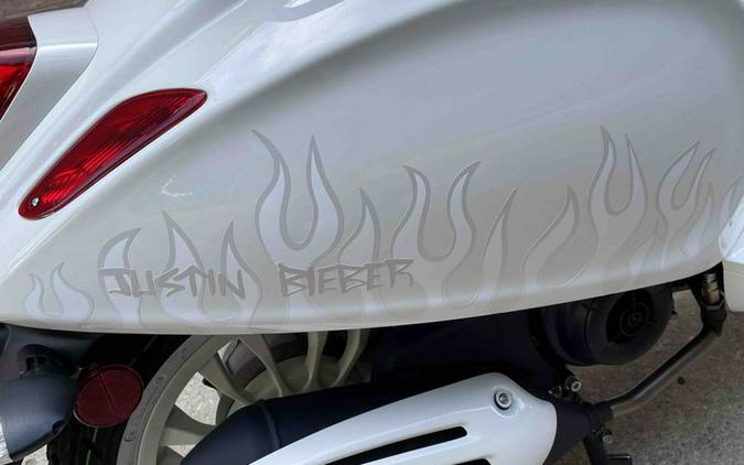 2023 Vespa Sprint 50 Justin Bieber