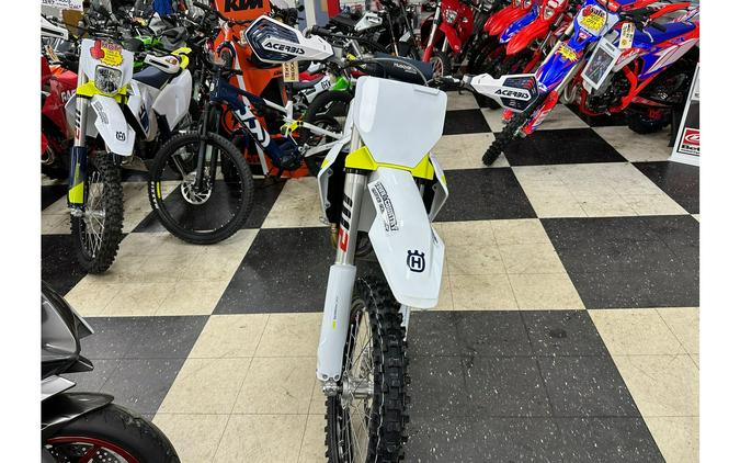 2025 Husqvarna Motorcycles FX 350