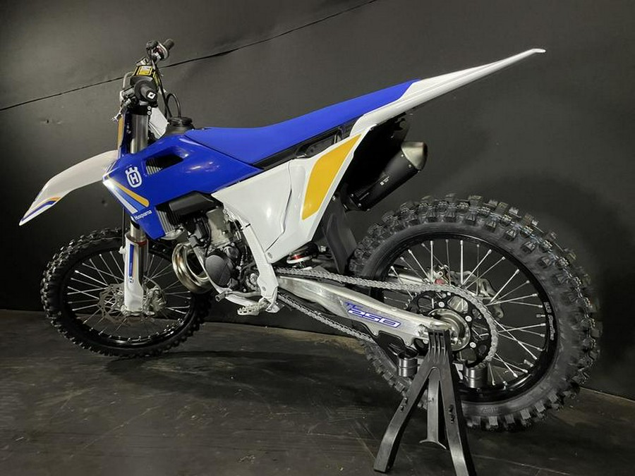 2025 Husqvarna® TC 250 Heritage