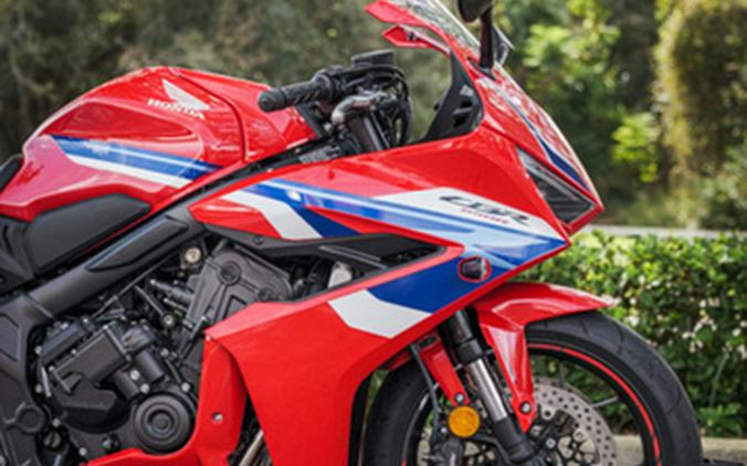 2025 Honda CBR650R E-Clutch
