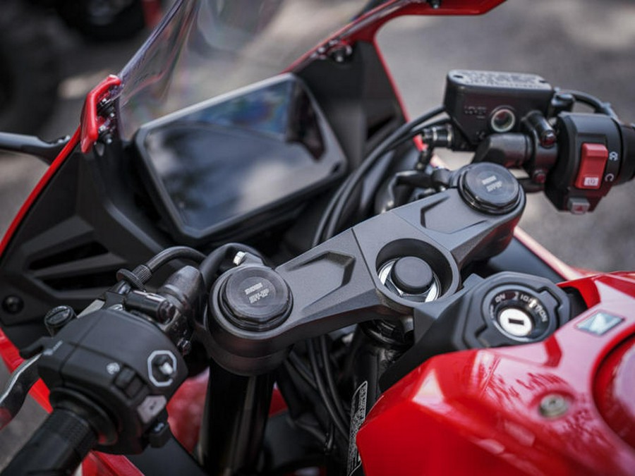 2025 Honda® CBR650R E-Clutch