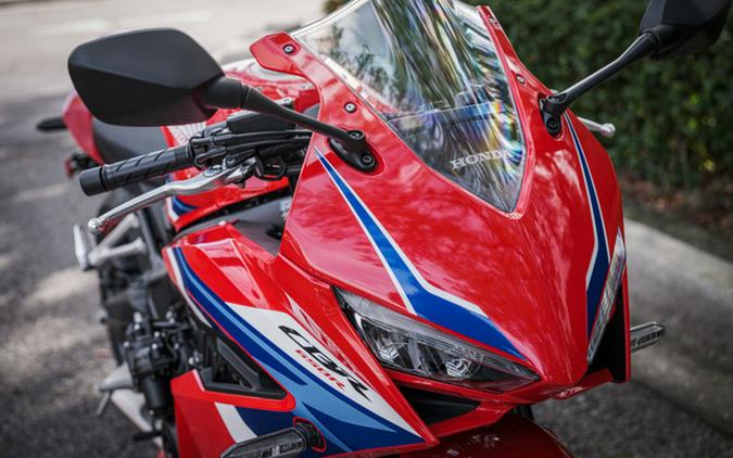 2025 Honda CBR650R E-Clutch