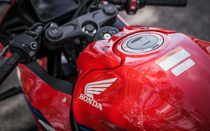 2025 Honda CBR650R E-Clutch