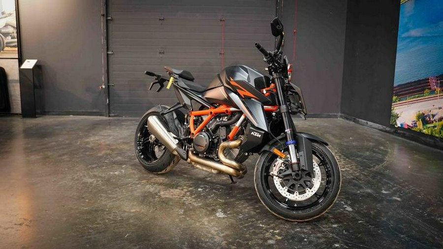 2026 KTM 1390 Super Duke R EVO