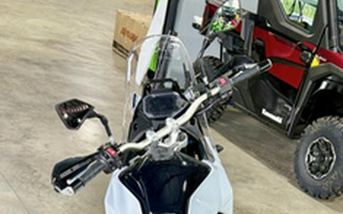 2026 Kawasaki KLE 500 SE ABS