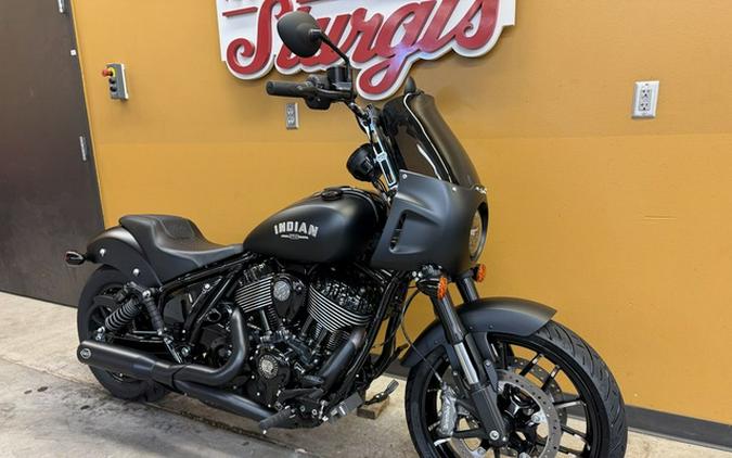 2025 Indian Sport Chief Black Smoke