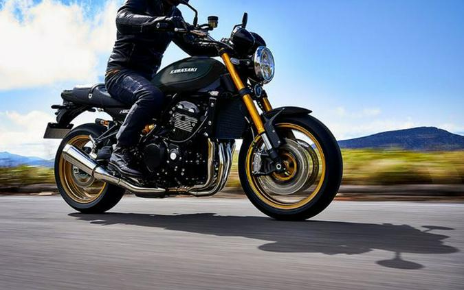 2025 Kawasaki ZR900RE SE ABS