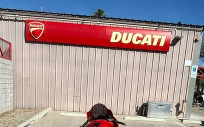 2025 Ducati Panigale V4 Ducati Red