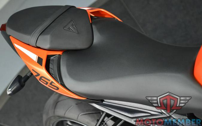2025 Triumph Street Triple 765 R Matte Baja Orange