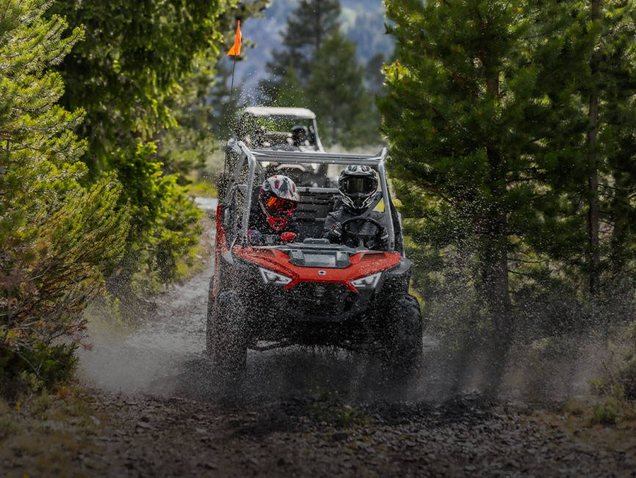 2026 Polaris RZR 200 EFI