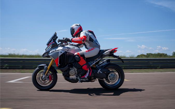 2026 Ducati Multistrada V4 RS