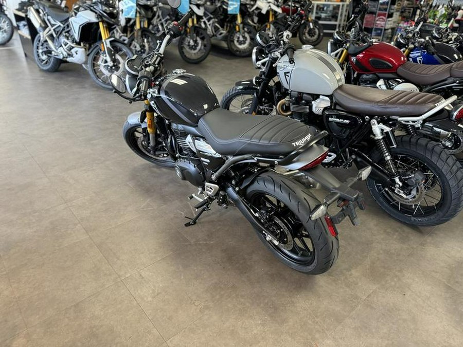 2024 Triumph Speed 400 Phantom Black / Storm Grey