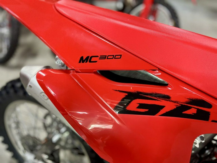 2025 GASGAS MC 300