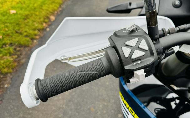 2023 Husqvarna Motorcycles Norden 901 Expedition