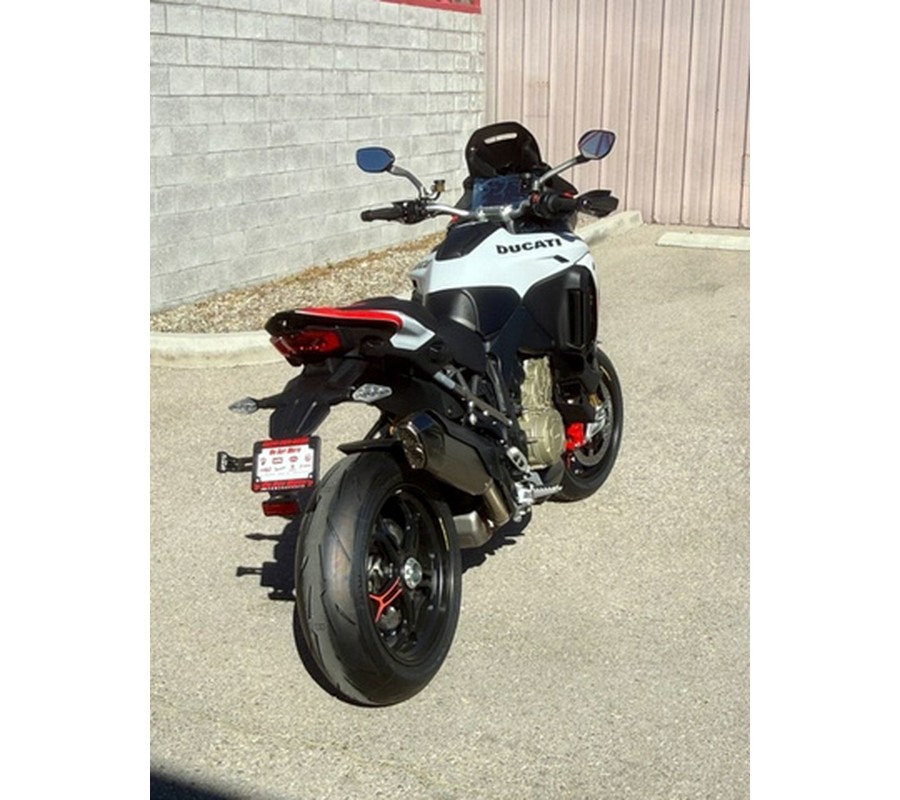 2026 Ducati Multistrada V4 RS