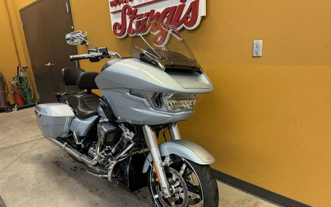 2025 Harley-Davidson FLTRX - Road Glide