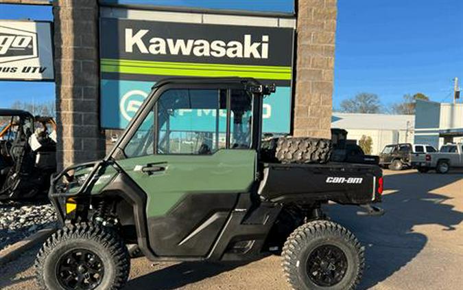 2024 Can-Am Defender DPS CAB