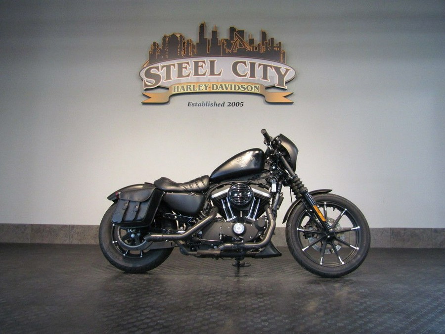 2016 Harley-Davidson® XL883N - Sportster® Iron 883™