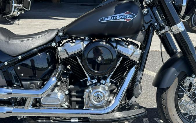 FLSL 2020 Softail Slim